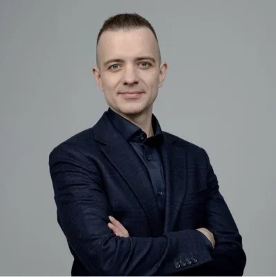 Piotr Majer, EMBA