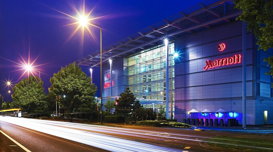 Hilton Parsippany Hotel Entrance